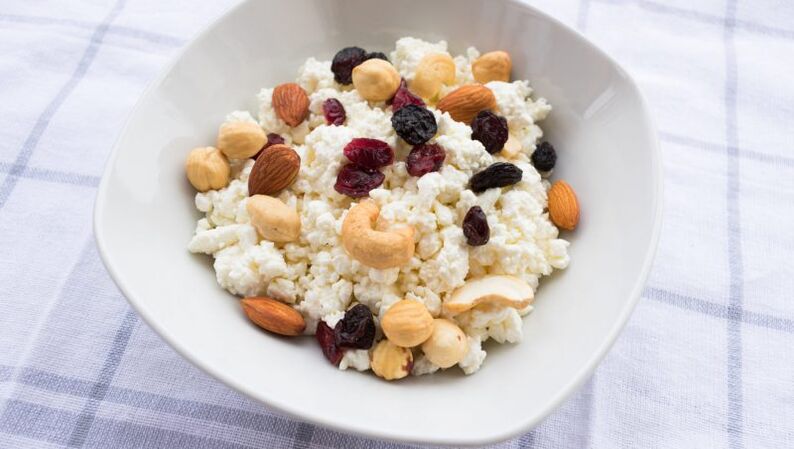 fresh cheese with nuts for weight loss